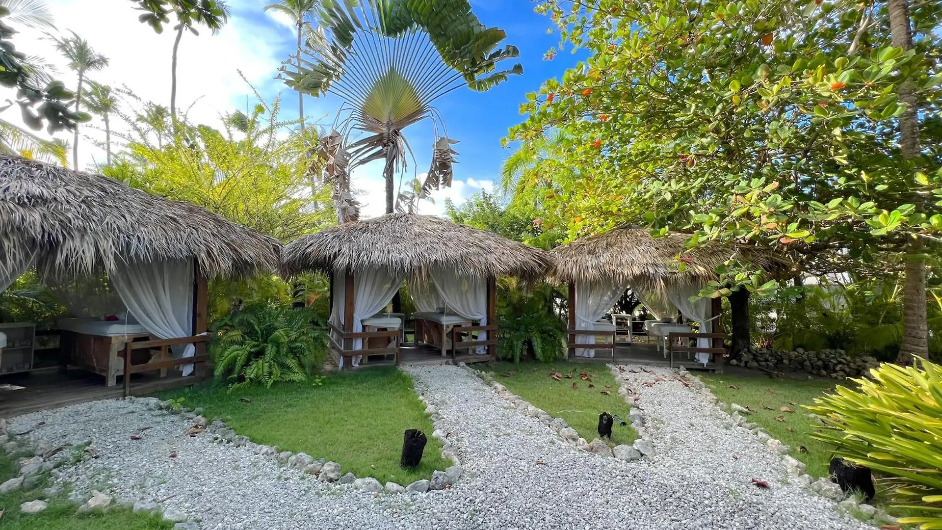 Szálloda Vacation Suites With Rooftop Pool, Spa, Restaurants - Playa Los Corales Punta Cana