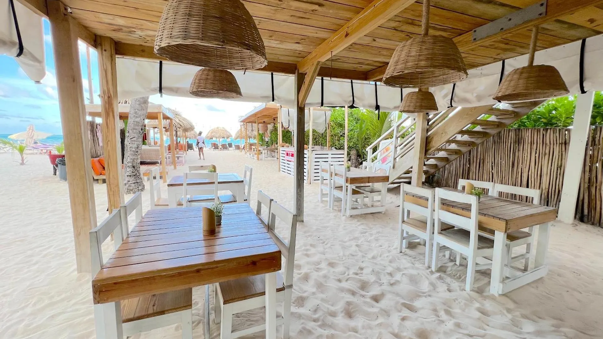 ***** Otel Vacation Suites With Rooftop Pool, Spa, Restaurants - Playa Los Corales Punta Cana Dominik Cumhuriyeti