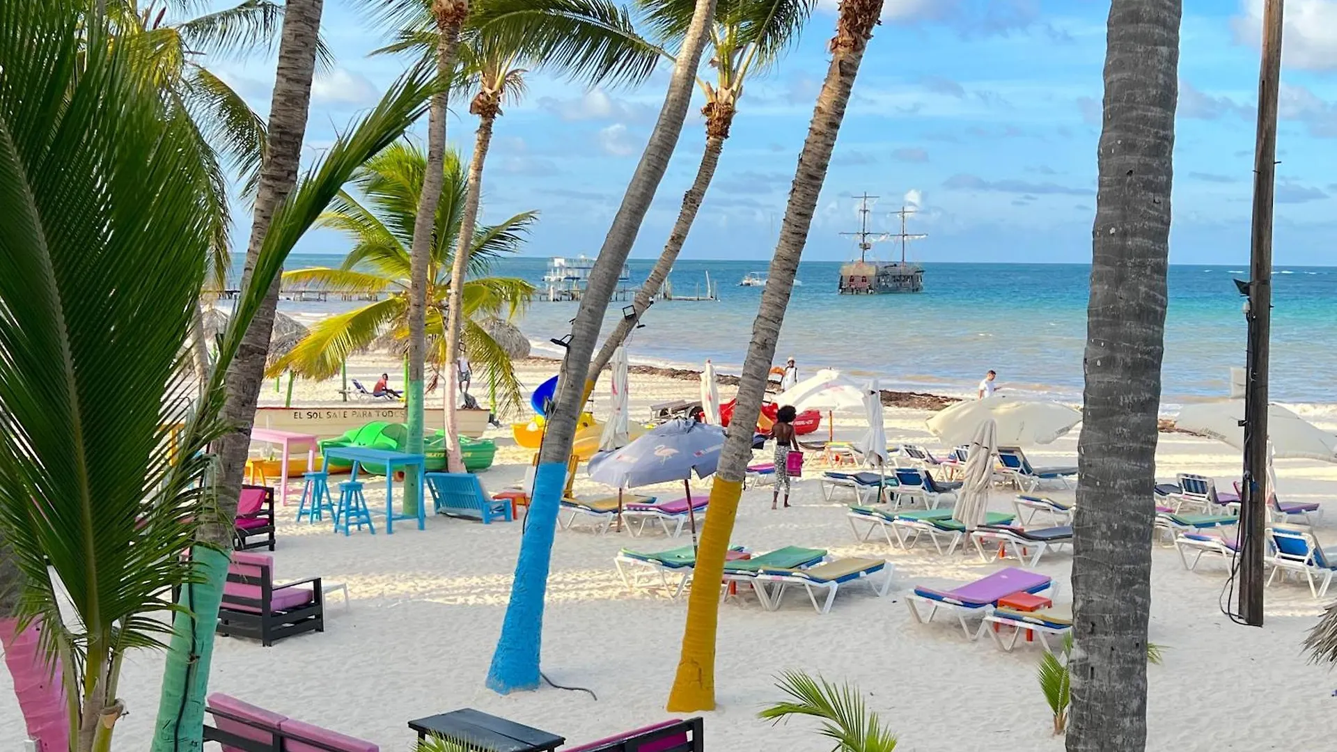 Otel Vacation Suites With Rooftop Pool, Spa, Restaurants - Playa Los Corales Punta Cana