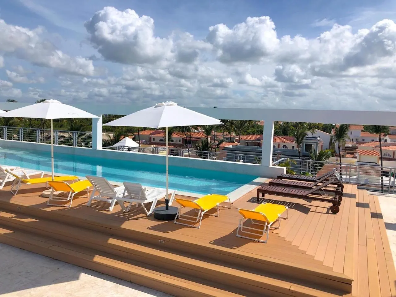 Otel Vacation Suites With Rooftop Pool, Spa, Restaurants - Playa Los Corales Punta Cana